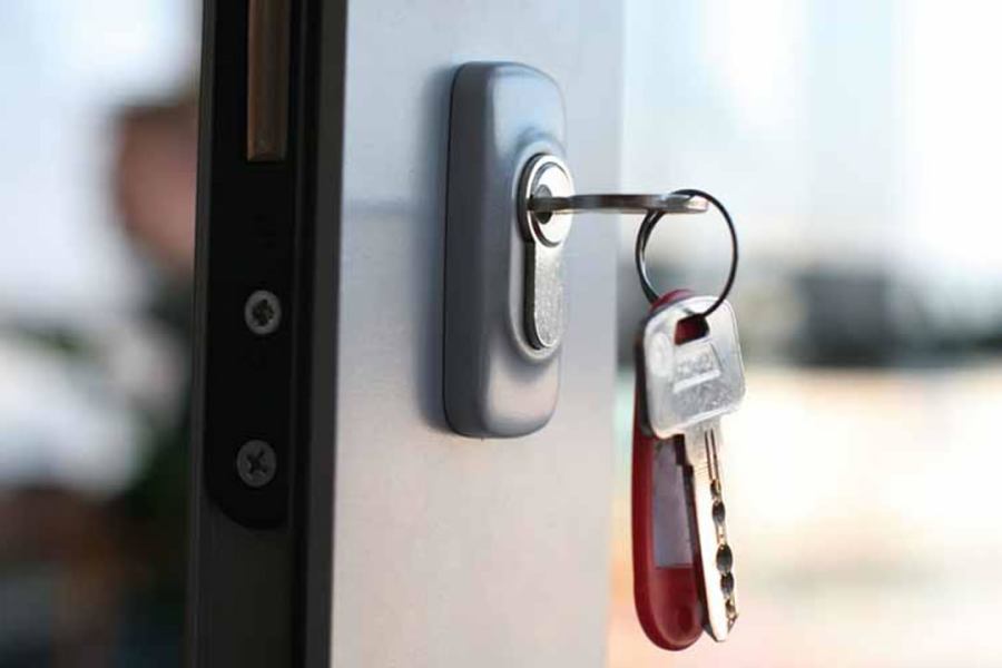 Rent Out vs. Selling: 3 Facts to Help You Decide