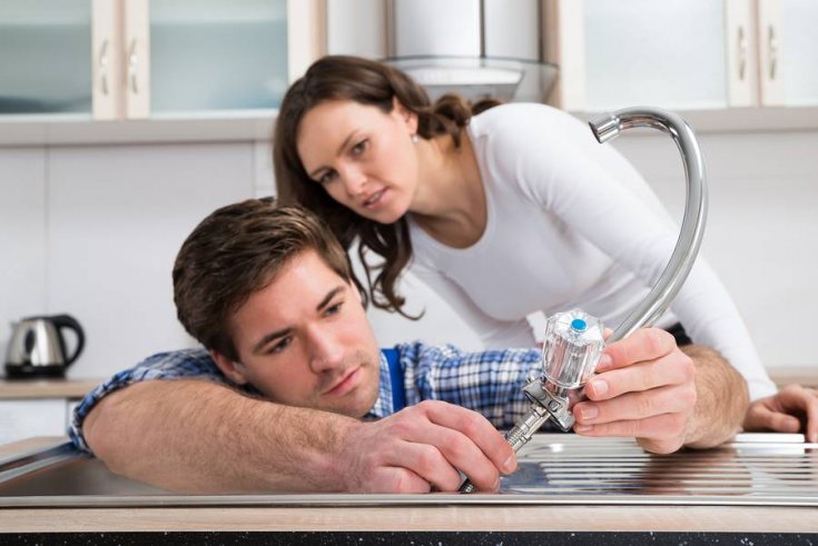 The Pros and Cons of Tenants Doing Maintenance